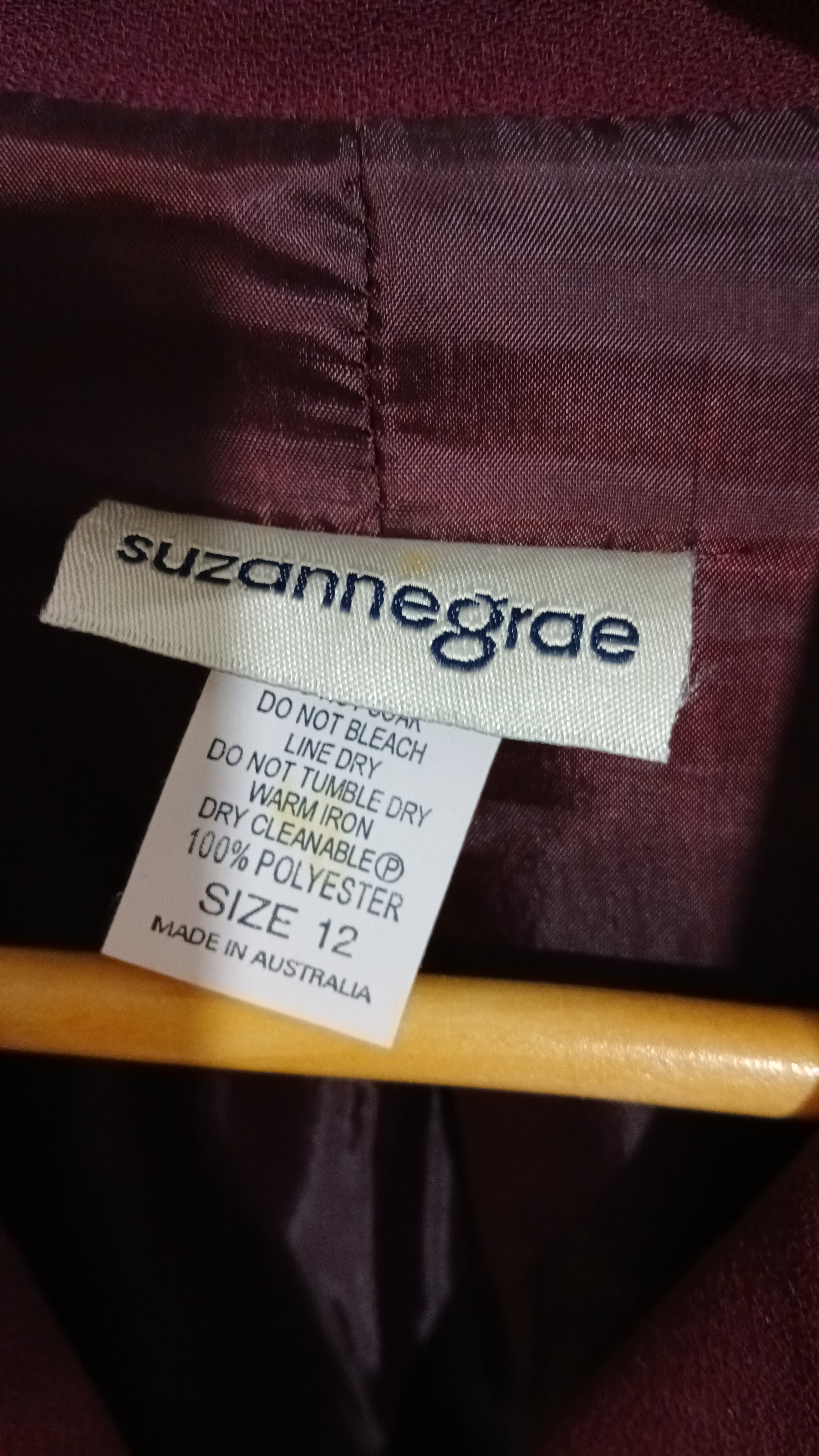 Image of (12) Suzannegrae | Maroon Blazer
