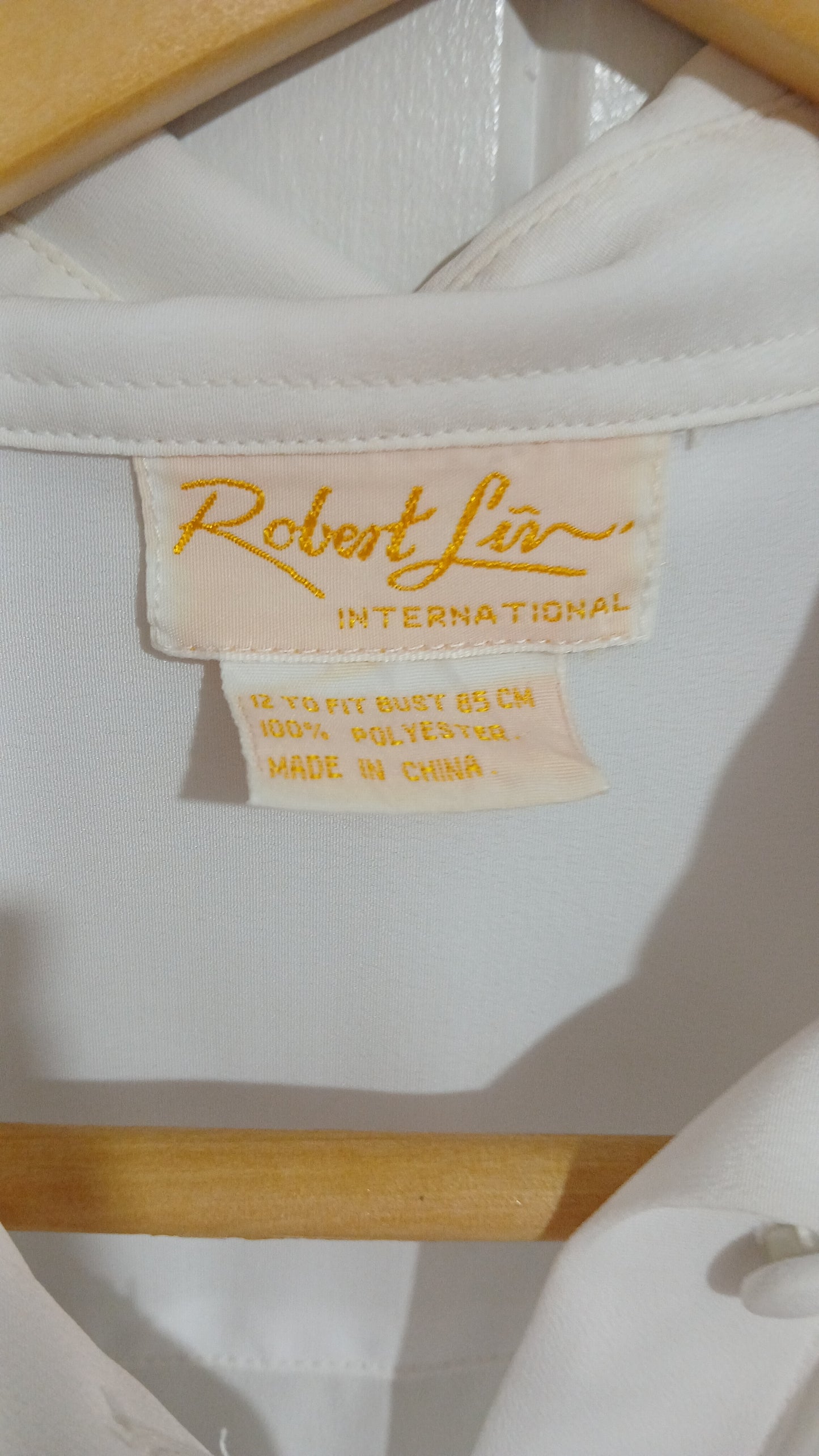(12) Robert Lin International | White Blouse