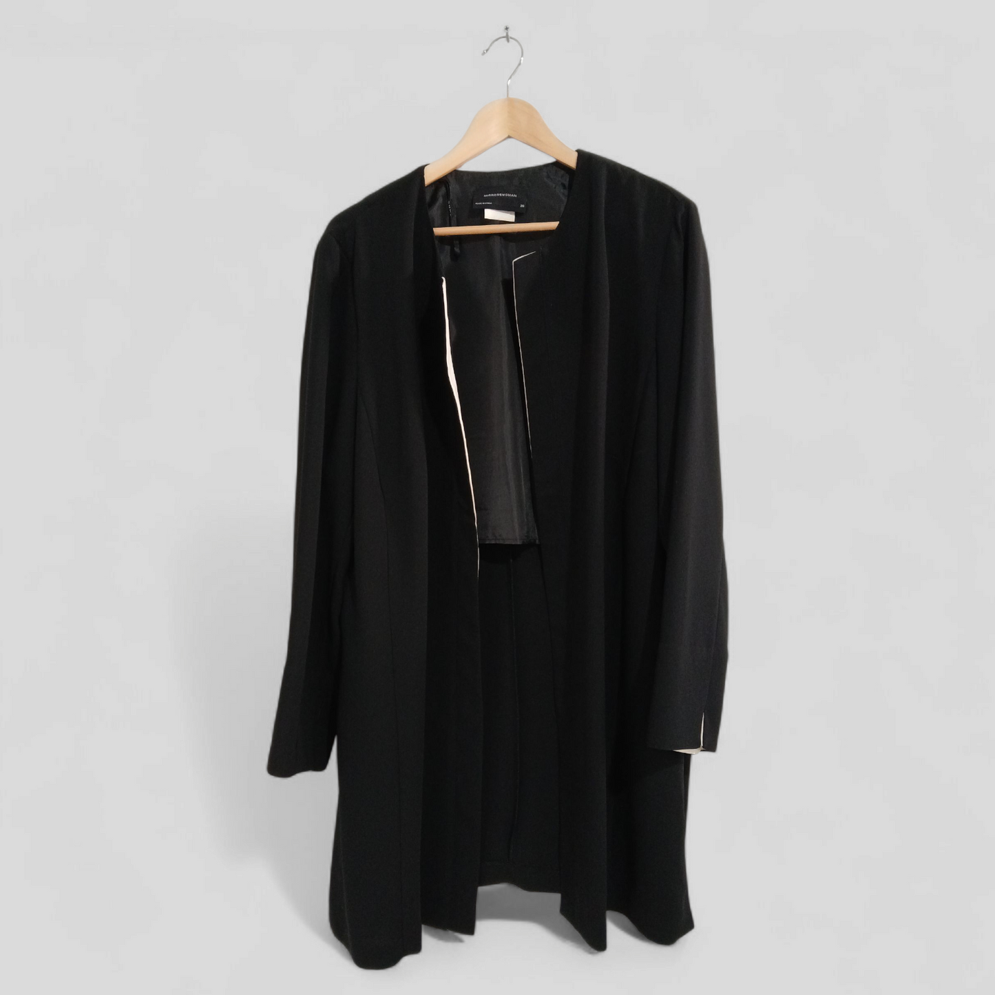 (20) Mirrorswoman | Black Cardi