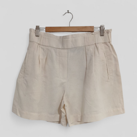 (10) Sussan | Cream Shorts