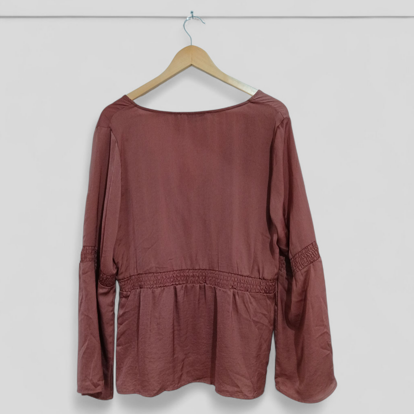 (12) Atmos & Here | Blouse