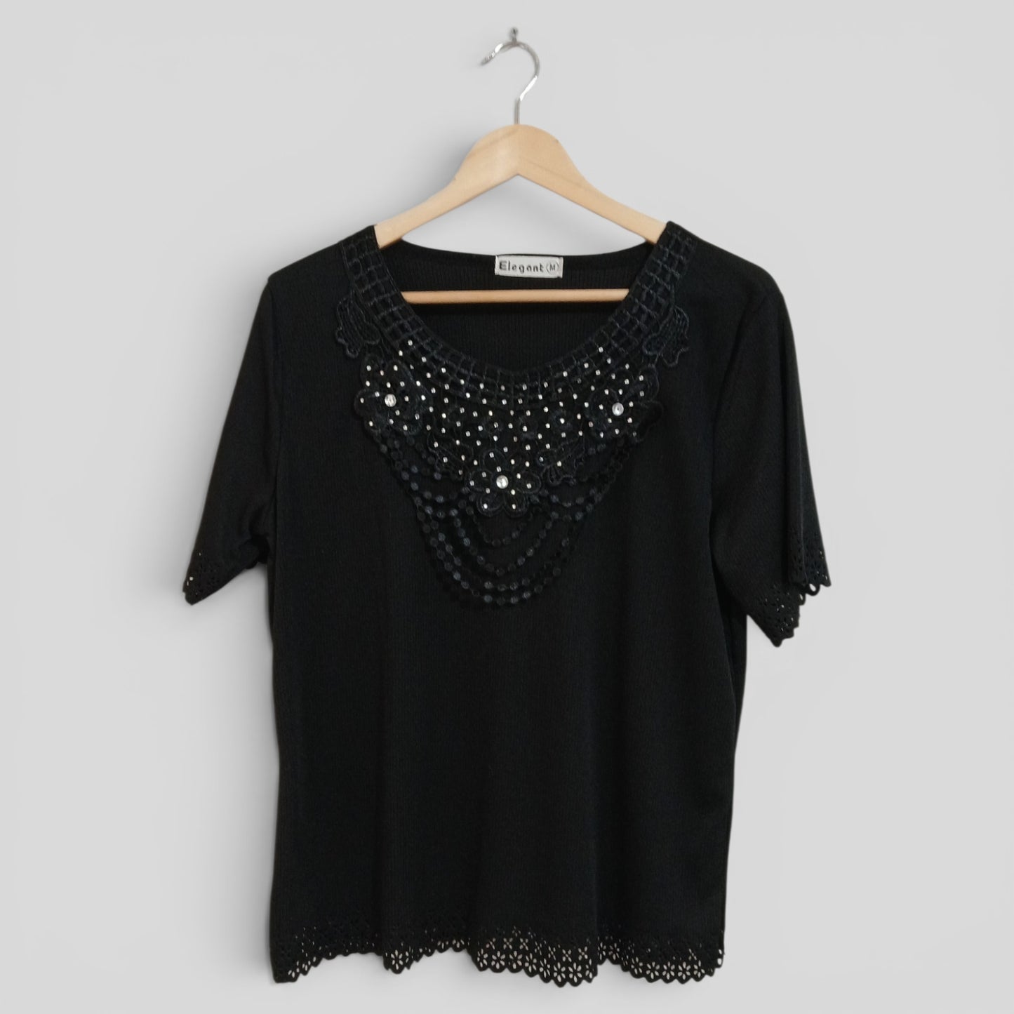 (M) Elegant | Black Blouse