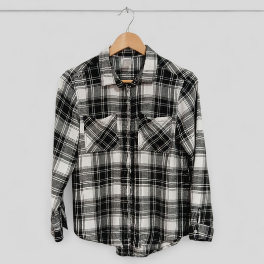 (12) Now | BW Flanellette