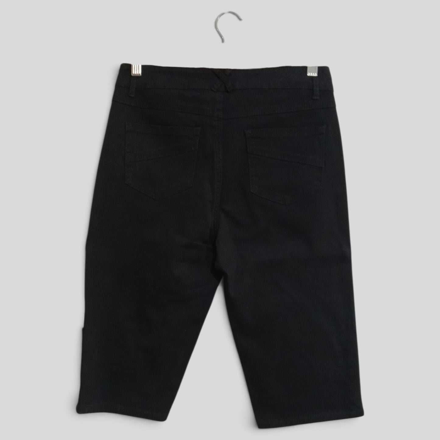 (8) Rockmans | Black Shorts Studs
