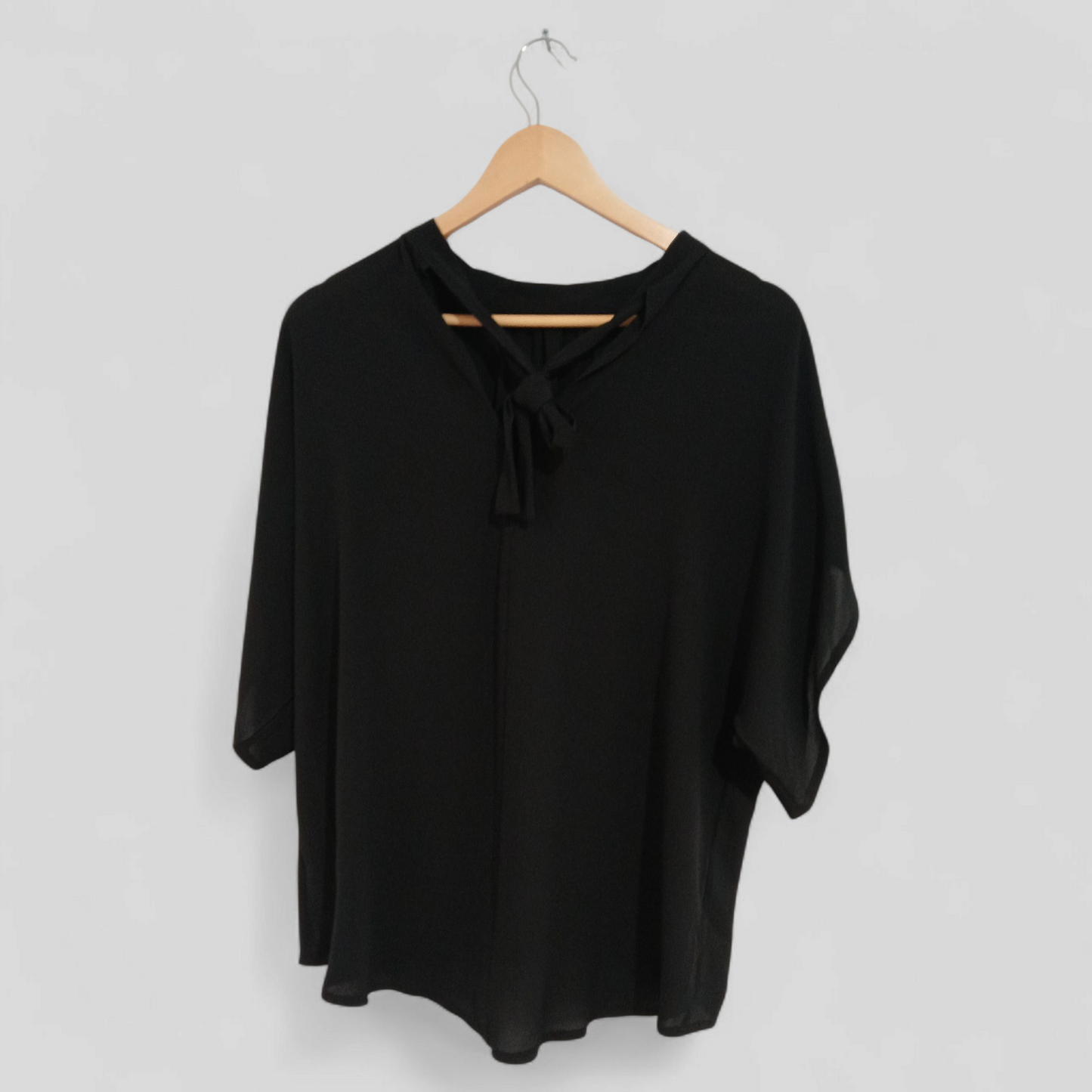 (L) Shein | Black Blouse