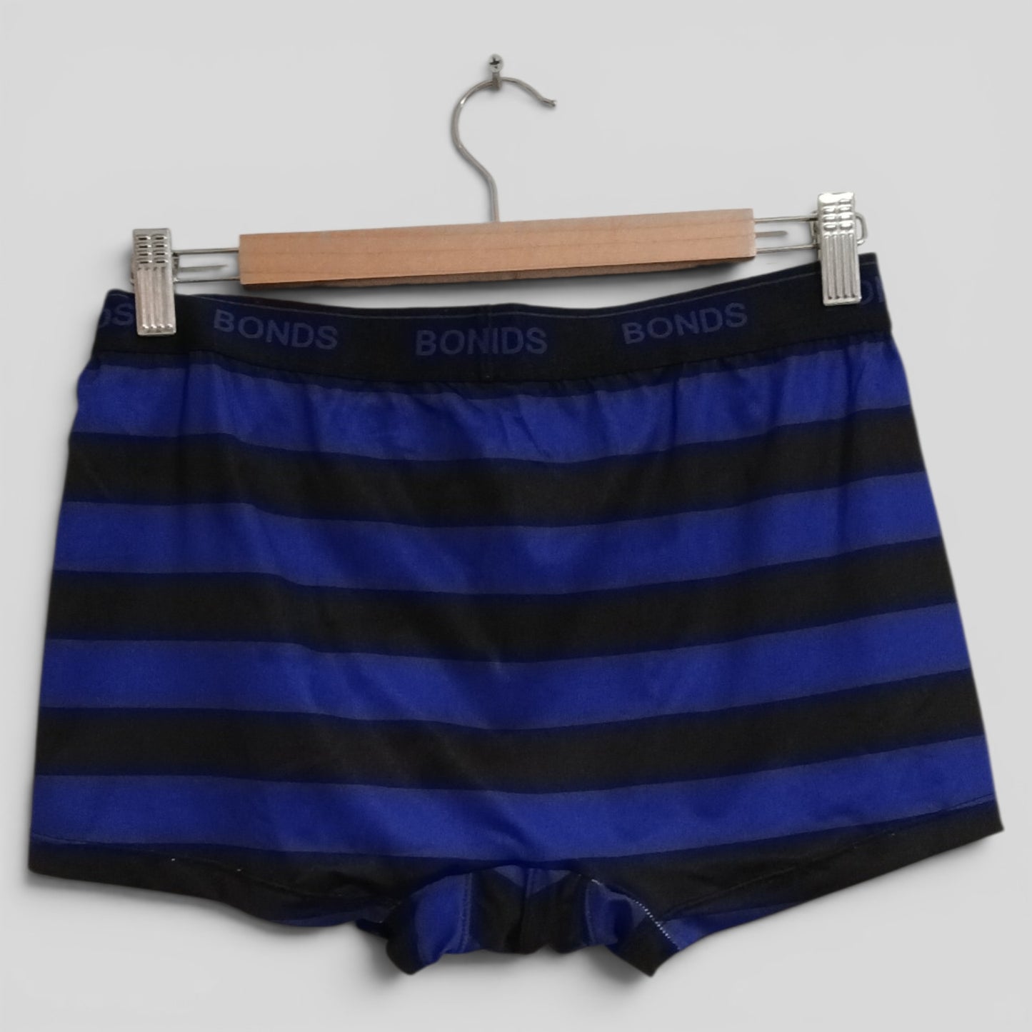 (L) Bonds | Striped Trunks
