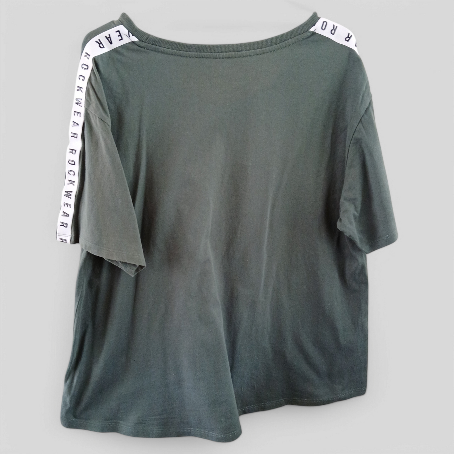 (16) Rockwear | Green Tee