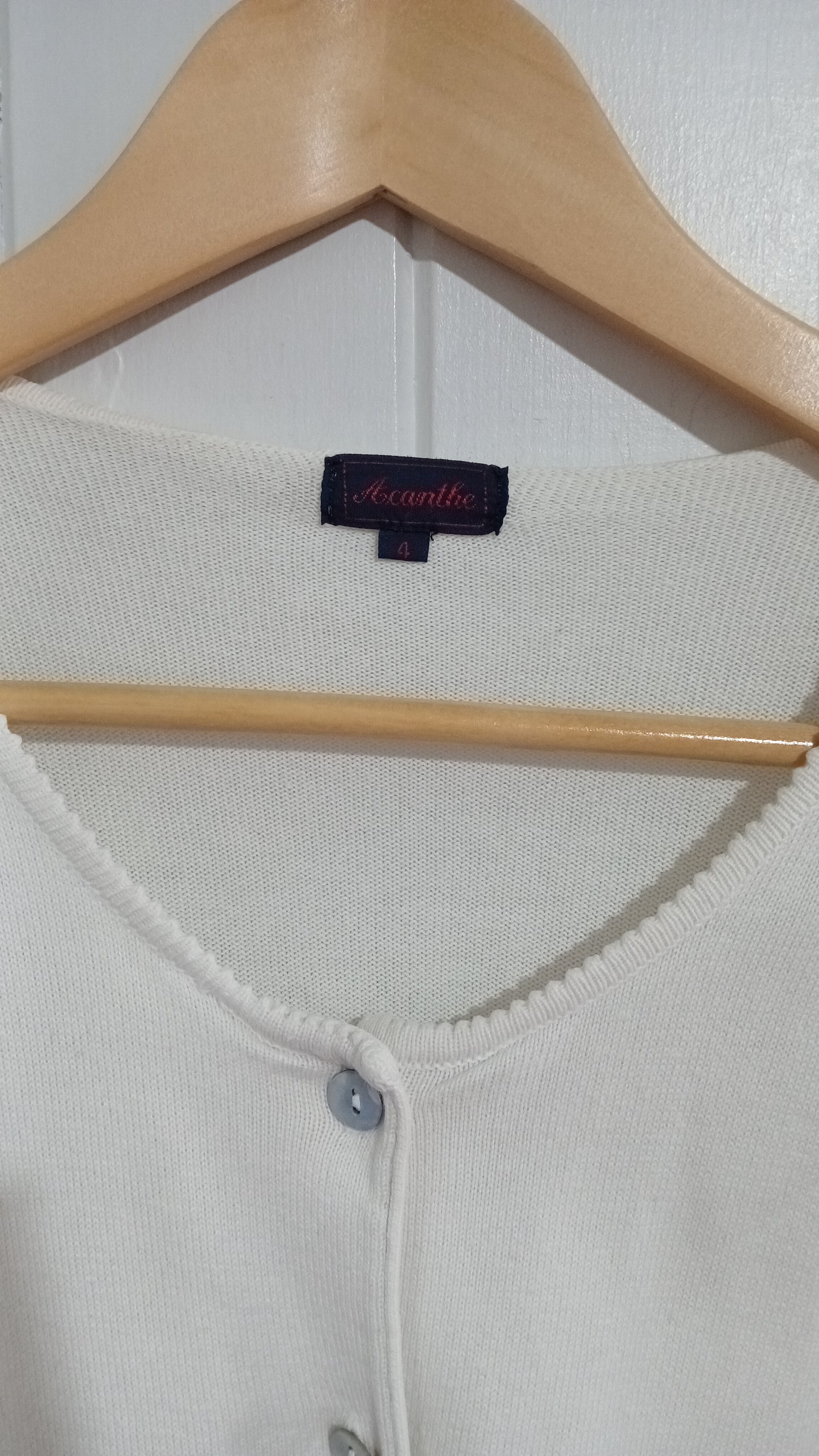 (4/12) Acanthe | White Cardigan