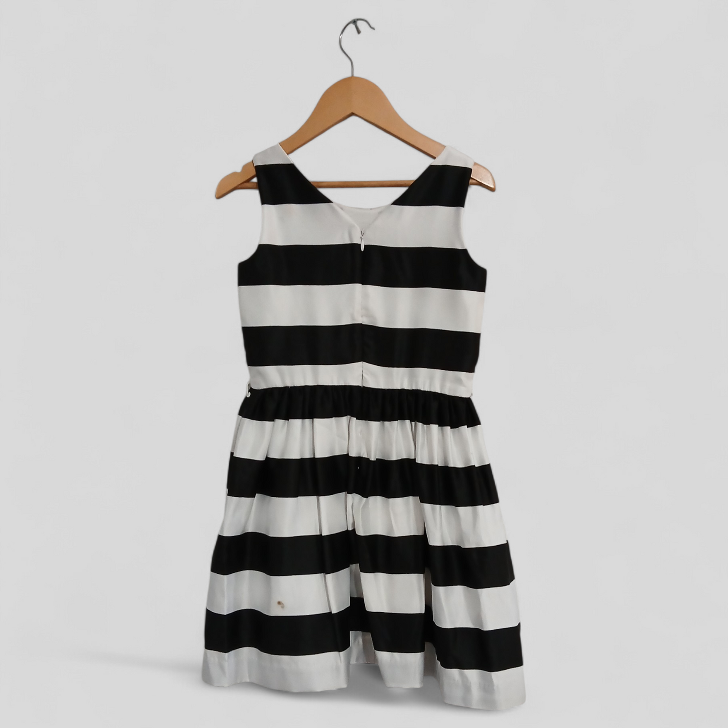 (7JNR) Target | BW Striped Dress
