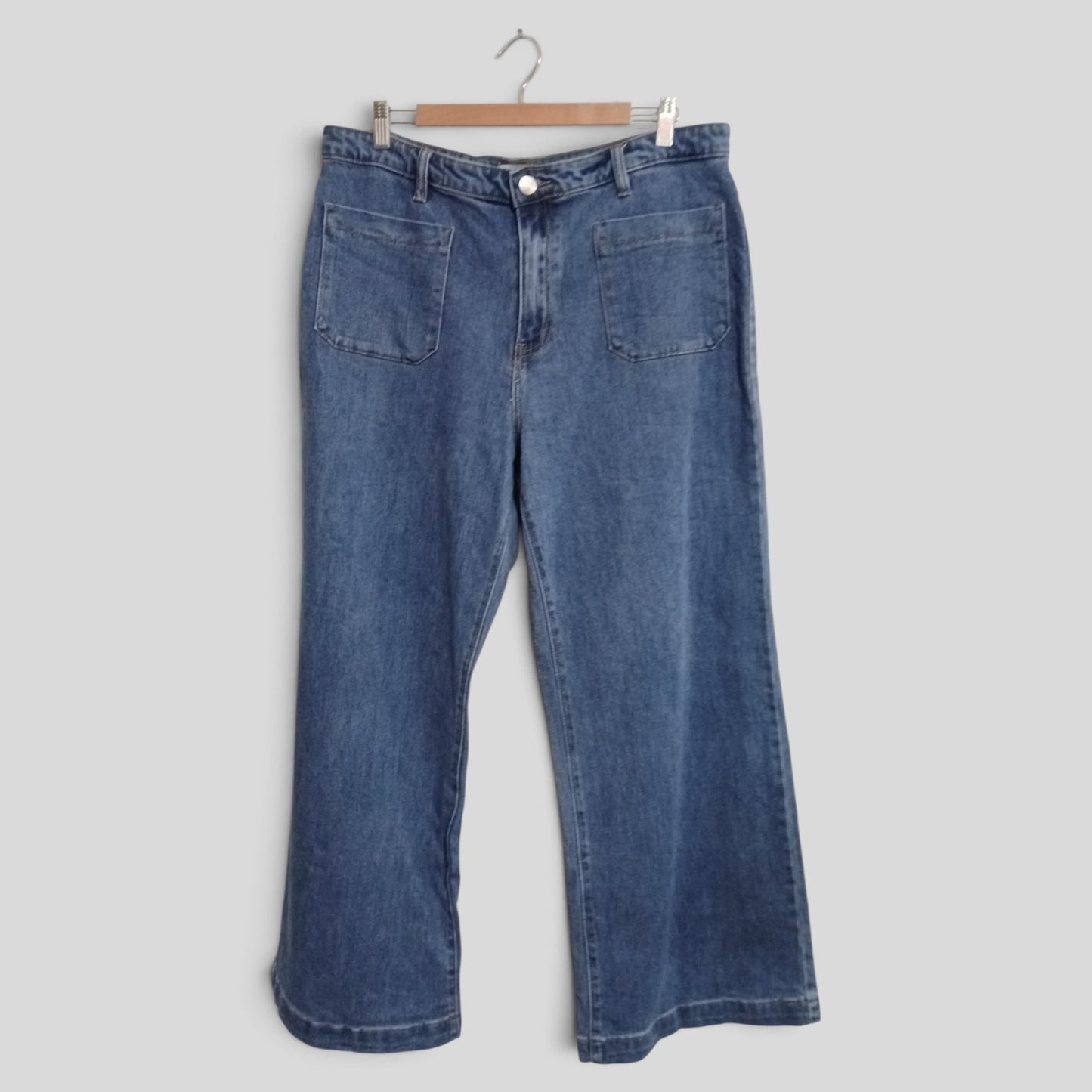 (16) Wakee | Wide Legs Jeans