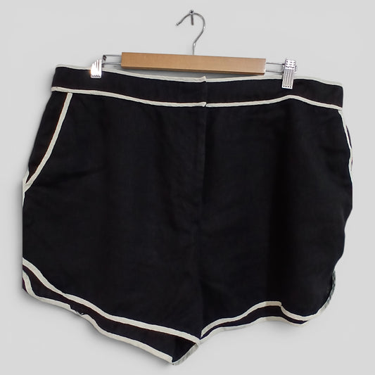 (16) Witchery | Black Linen Shorts