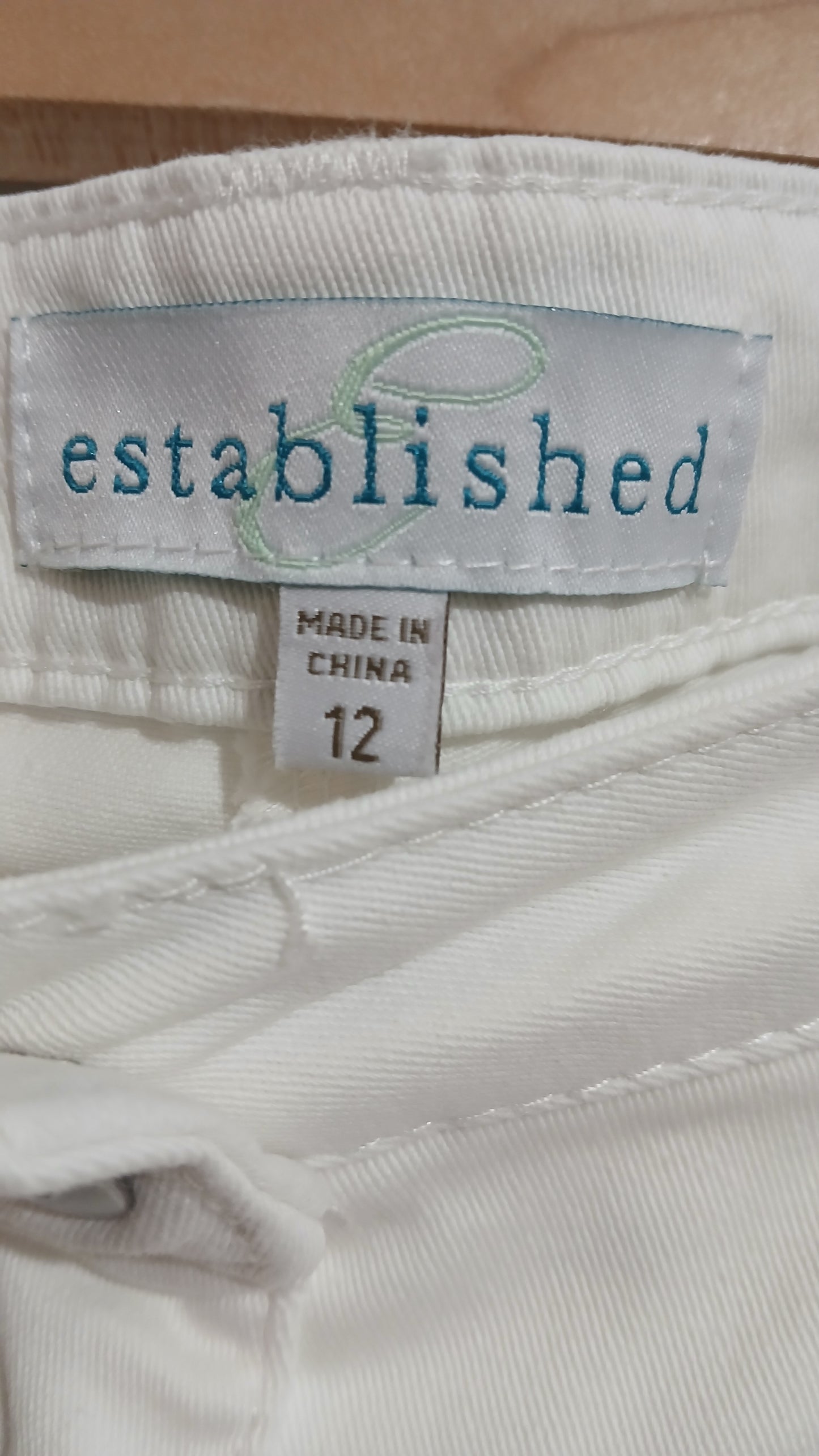 (12) Established | White Pants
