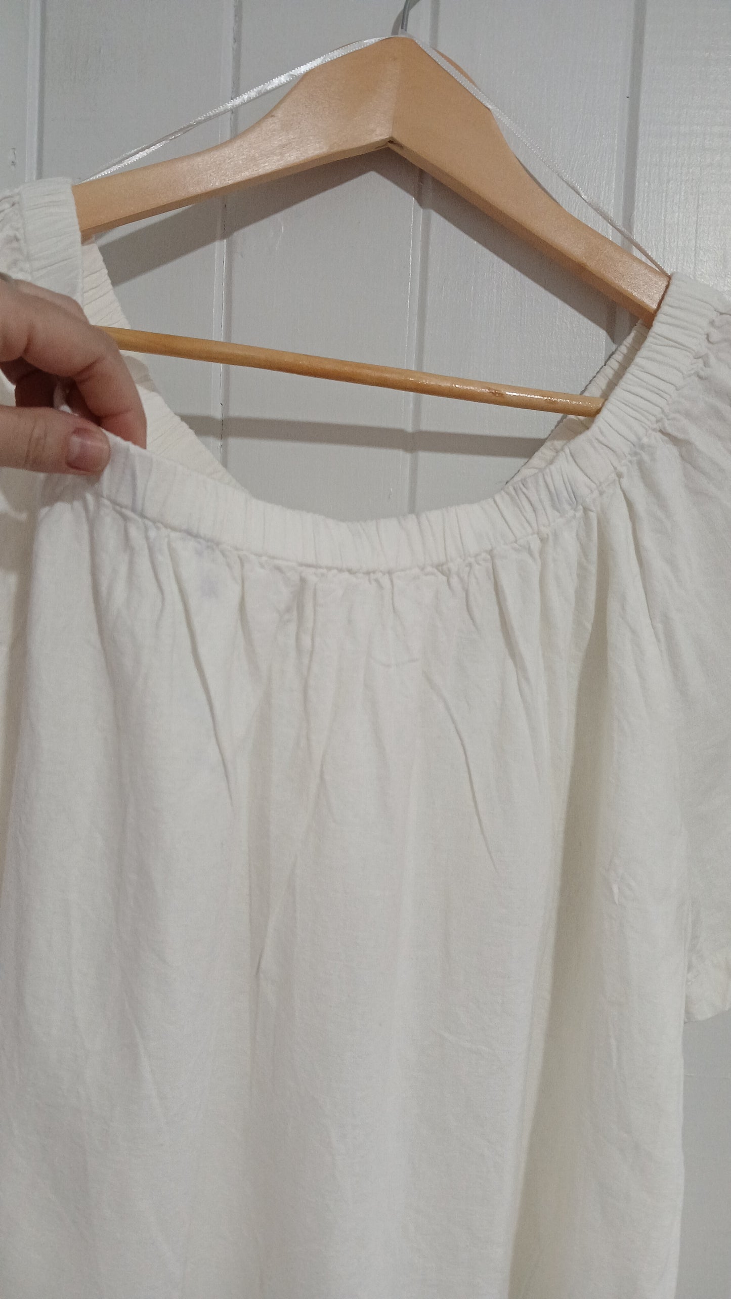 (10) Anko | White Blouse