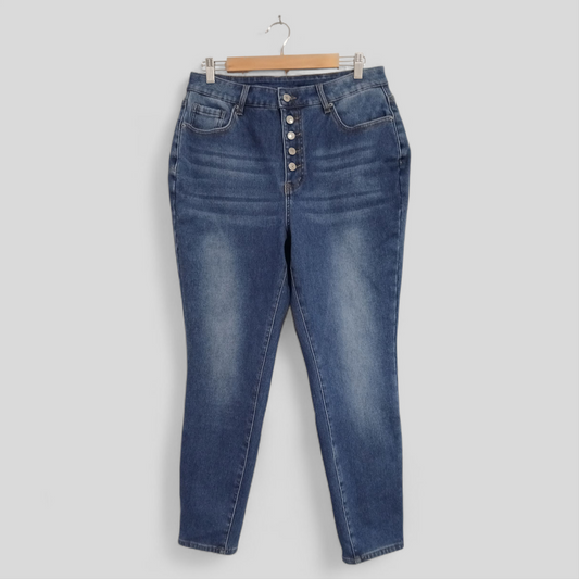 (1XL) BNWT | Shein | Fleece Lined Jeans