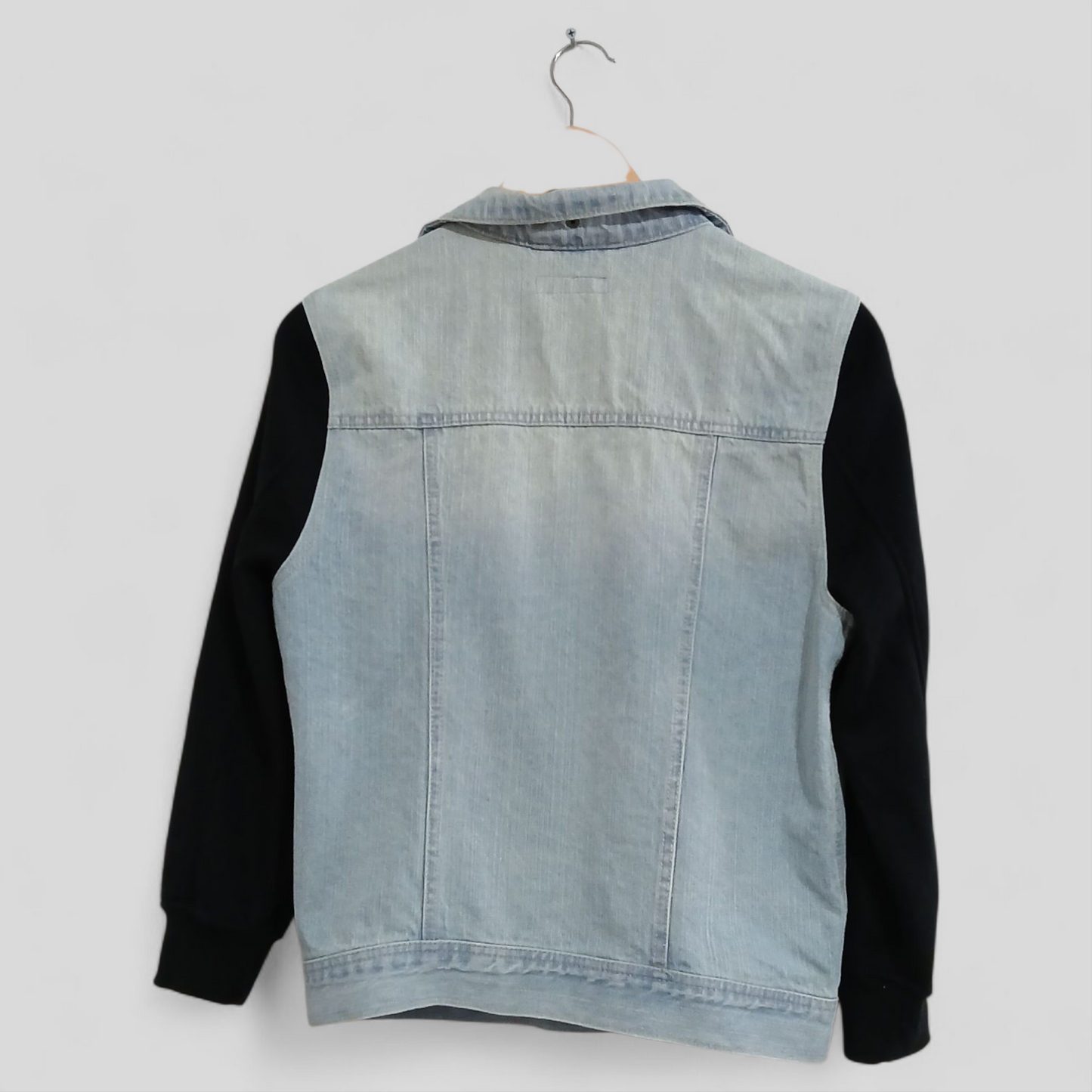 (14JNR) Breakers | Jacket