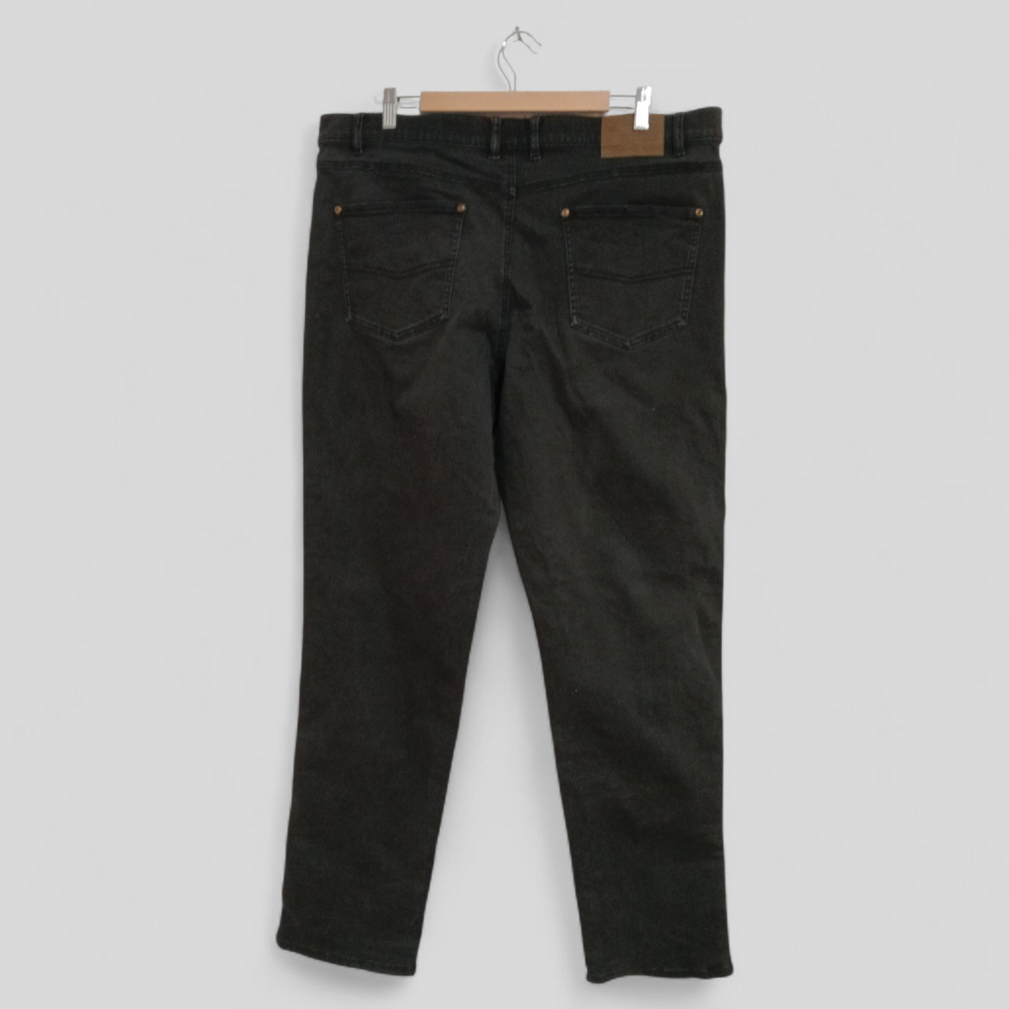(102R) Pilbara | Black Pants