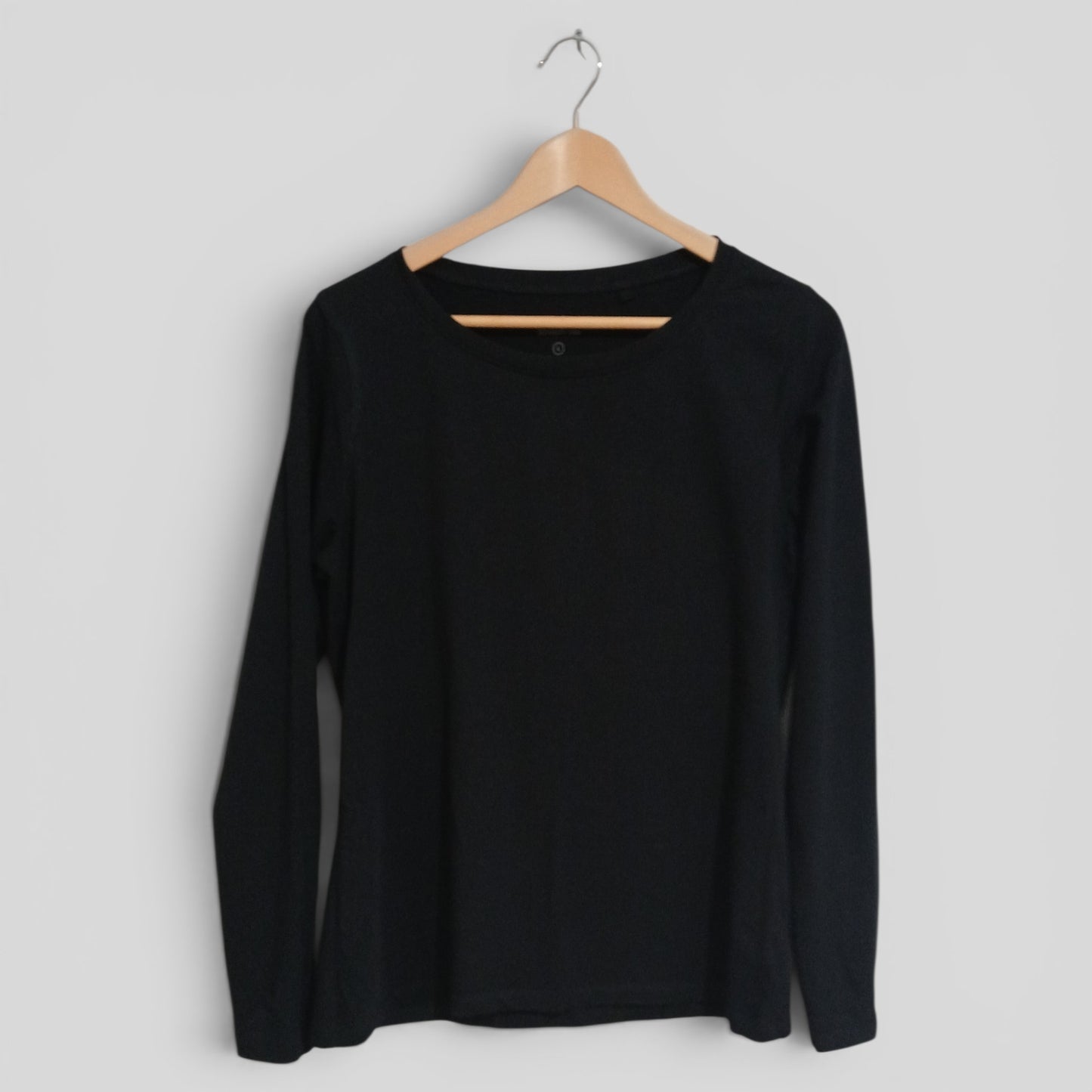 (L) Brilliant Basics | LS Black Shirt