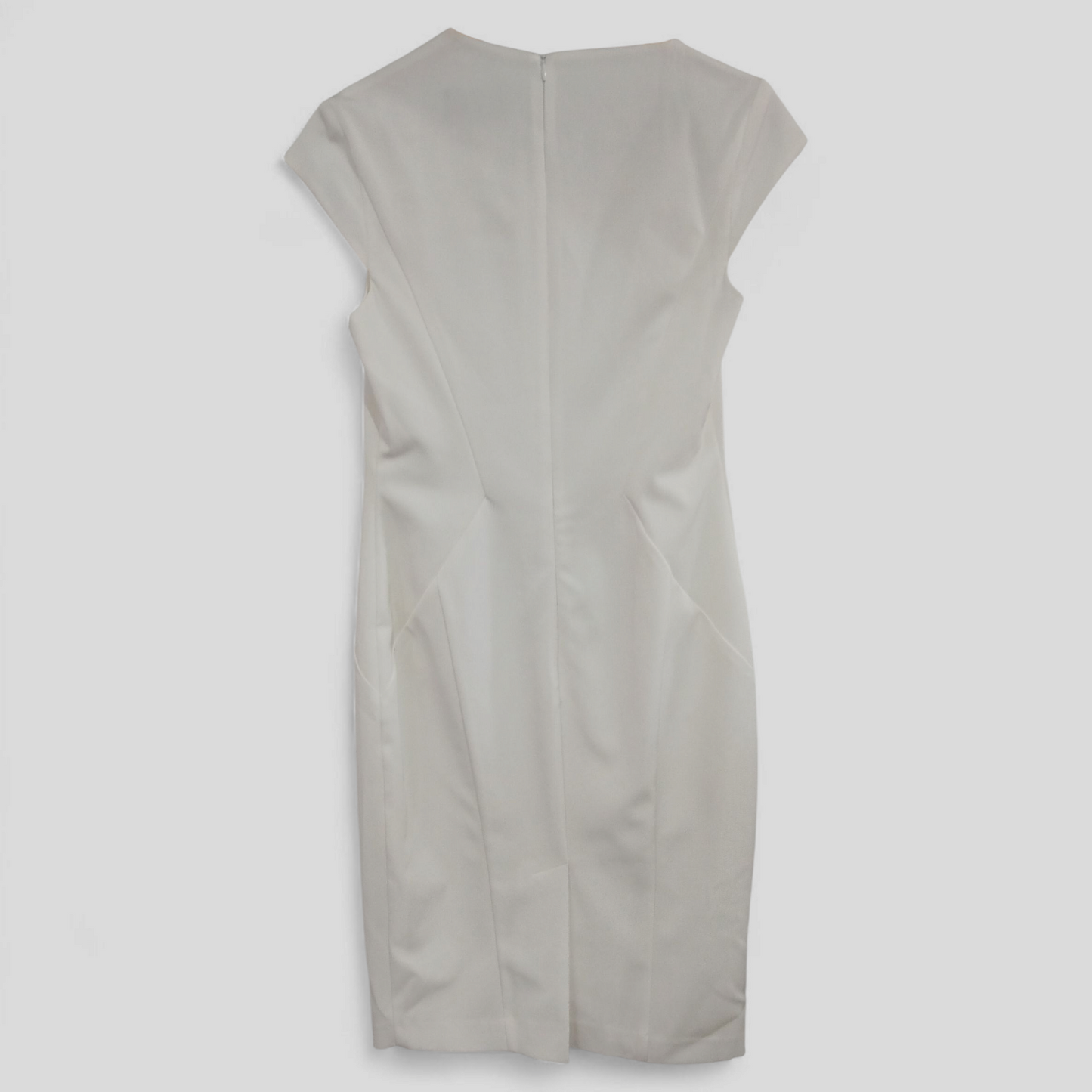 (10) Cue | White Dress
