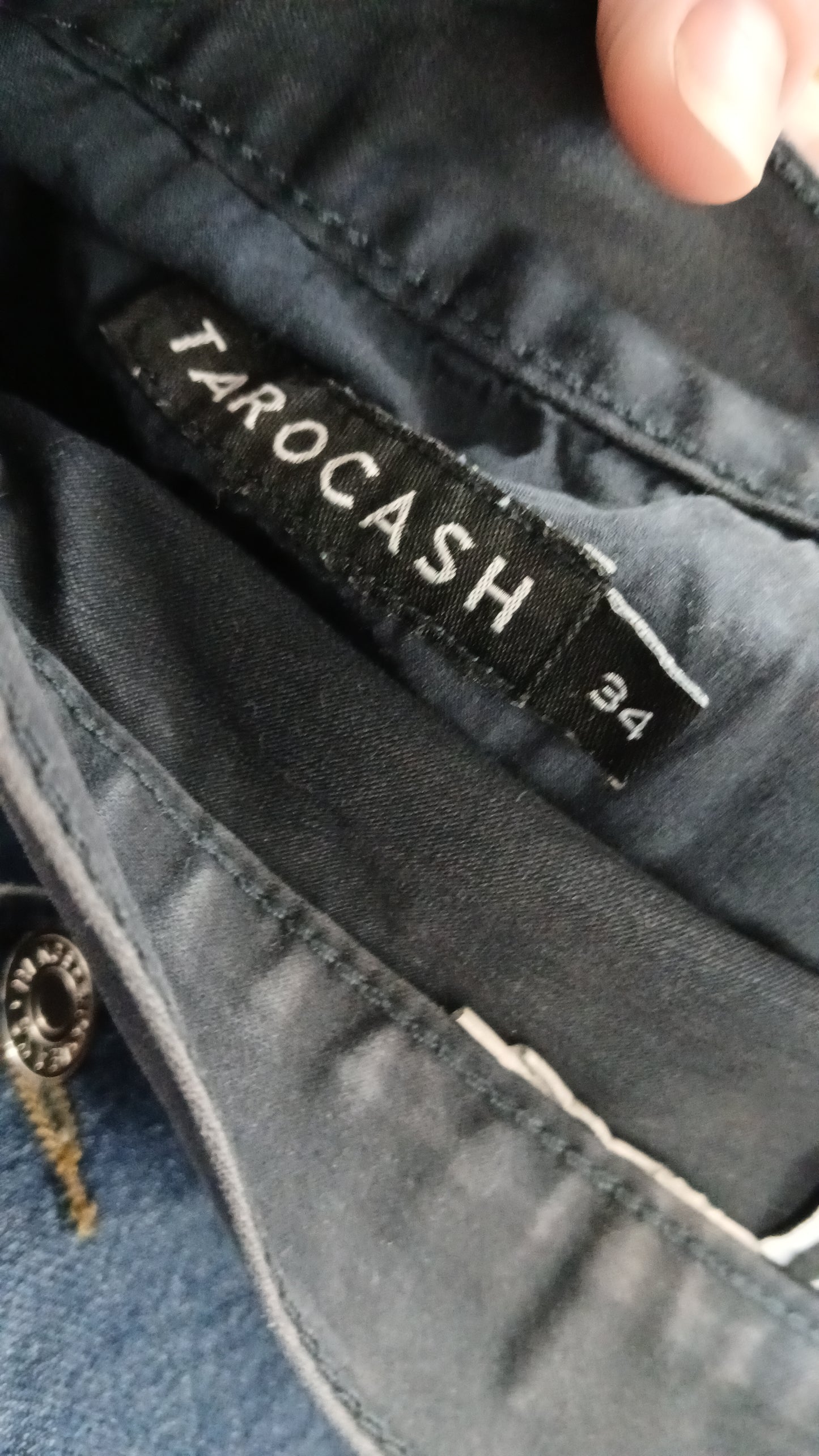 (34) Tarocash | Black Chinos