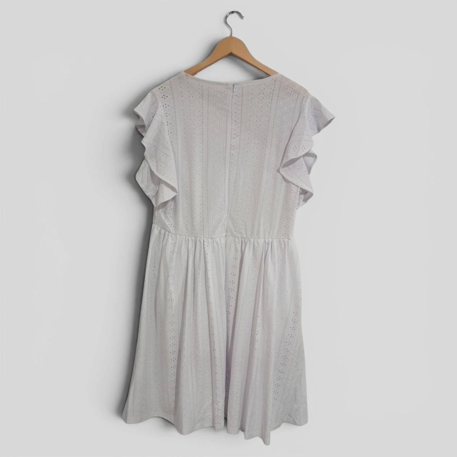 Image of (1XL) White Dress