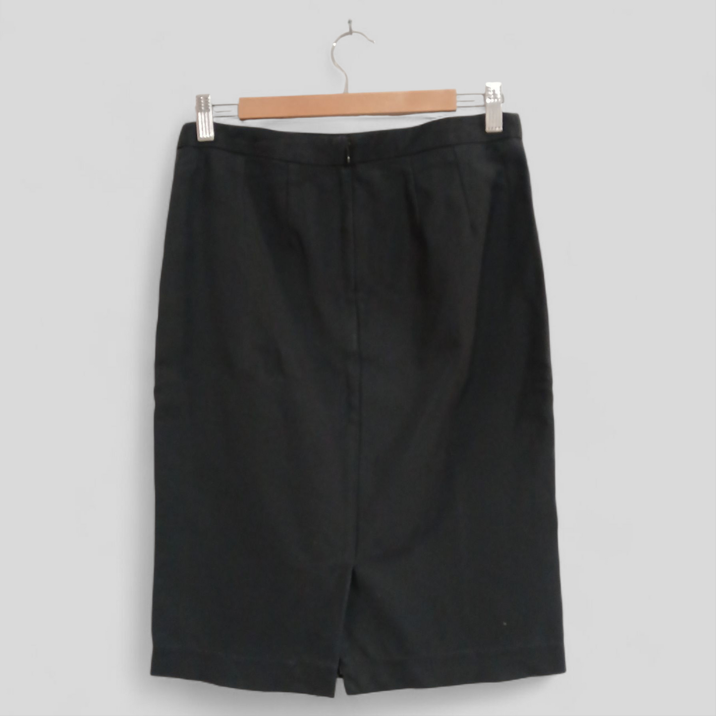 (8) Basque | Skirt