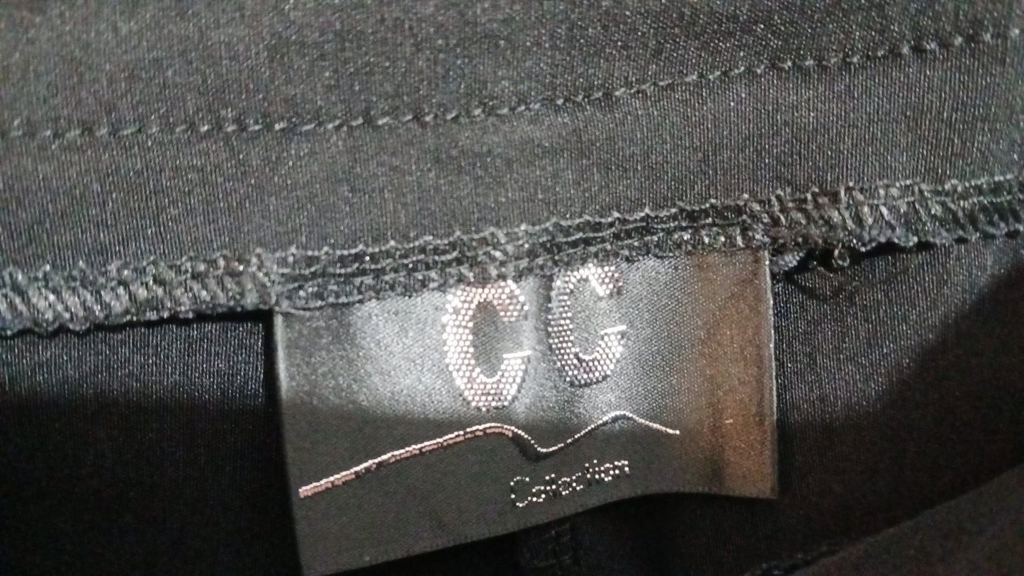 (10) CC Collection | Black Capris